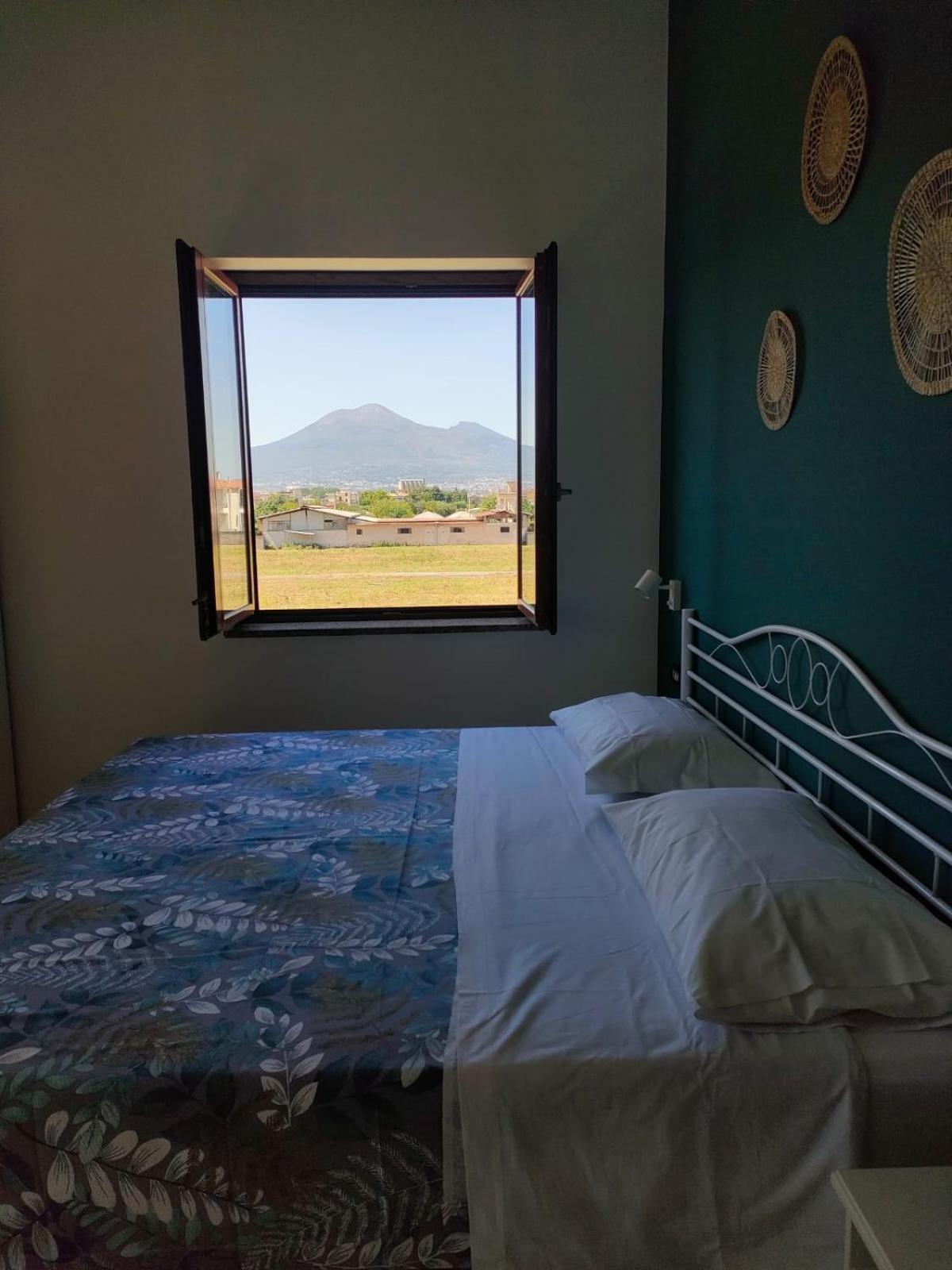 Lilla Housing Appartement Castellammare di Stabia Buitenkant foto