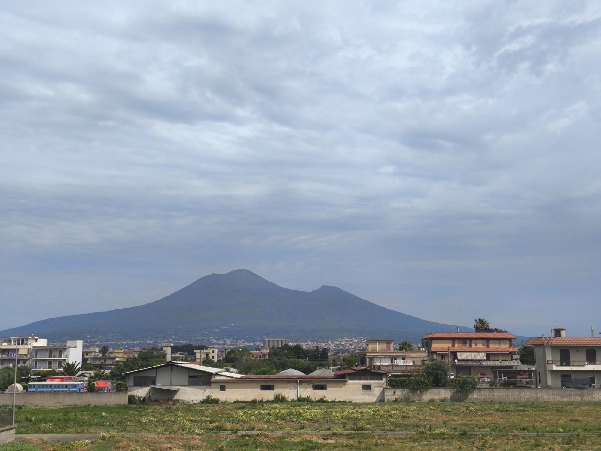 Lilla Housing Appartement Castellammare di Stabia Buitenkant foto